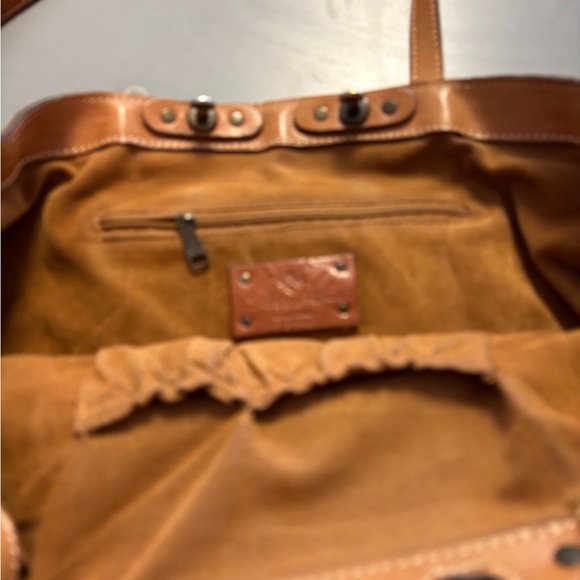 Patricia Nash Brown Leather Tote with Distressed Vintage Look - Picture 11 of 13